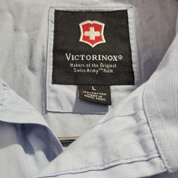 - Victorinex Men's shirt.  Size L - Picture 5 of 5